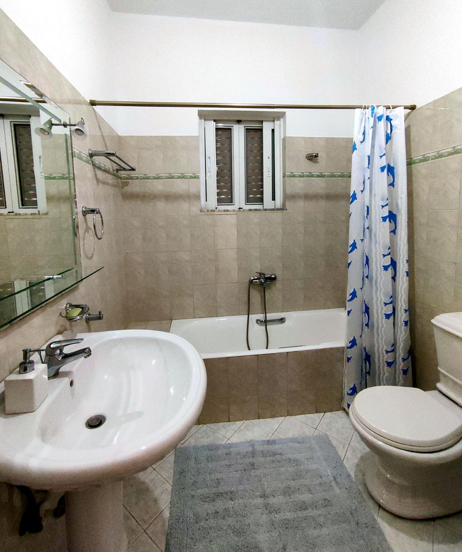 Comfy Hill Apartments Sarande Exterior photo