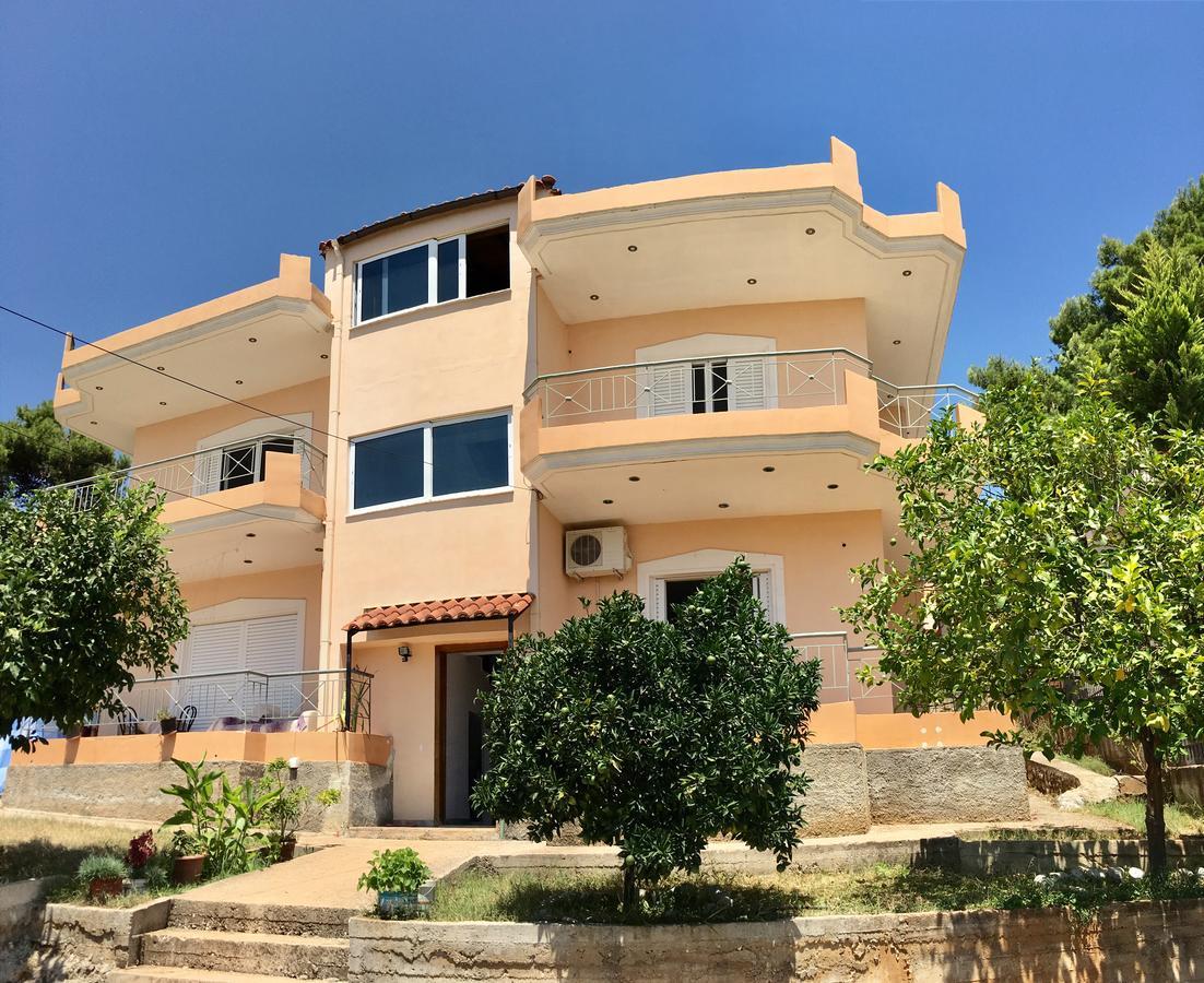 Comfy Hill Apartments Sarande Exterior photo